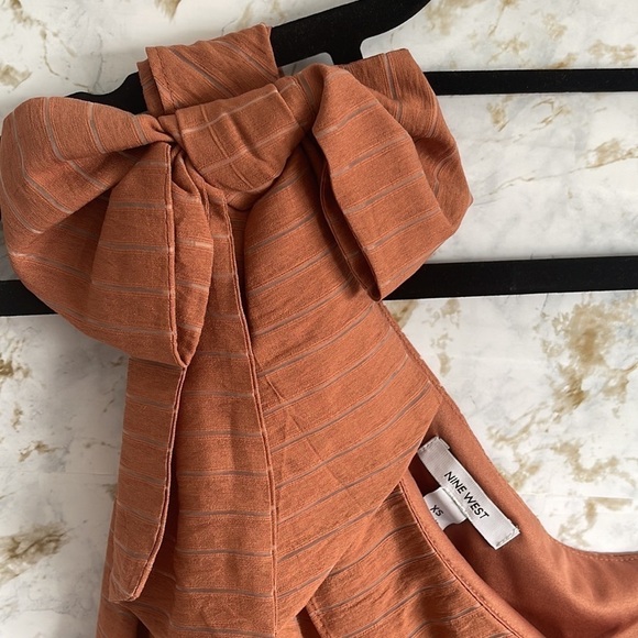 Nine West One Shoulder Ruffle Top l SIZE XS - Picture 4 of 8